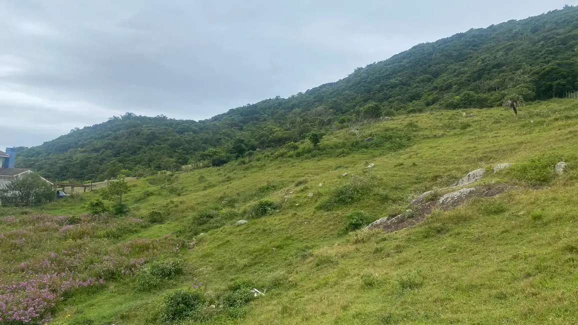 Foto 4 de Terreno / Lote à venda, 1550m2 em Garopaba - SC