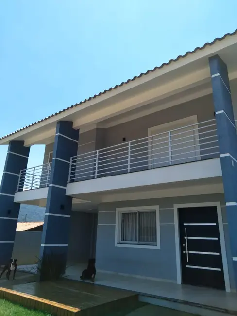 Foto 1 de Casa com 3 quartos à venda, 275m2 em Garopaba - SC