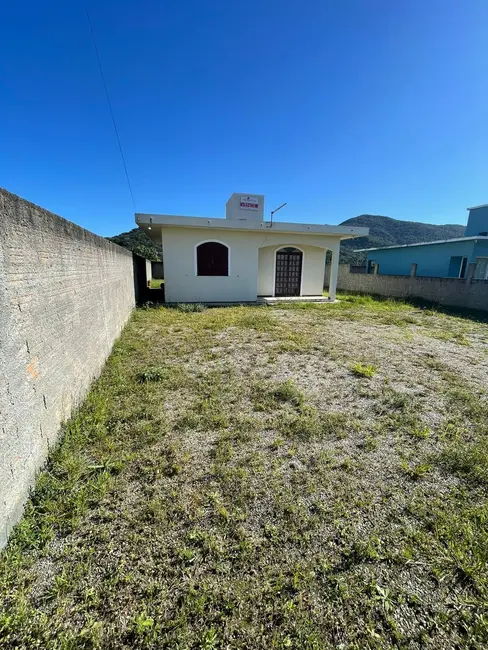 Foto 2 de Casa com 2 quartos à venda, 62m2 em Garopaba - SC