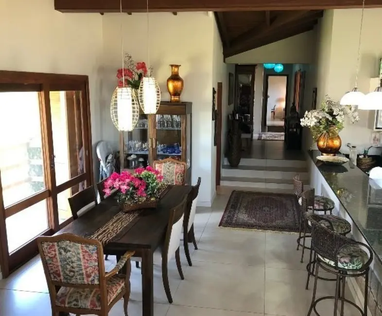 Foto 8 de Casa com 3 quartos à venda, 297m2 em Garopaba - SC