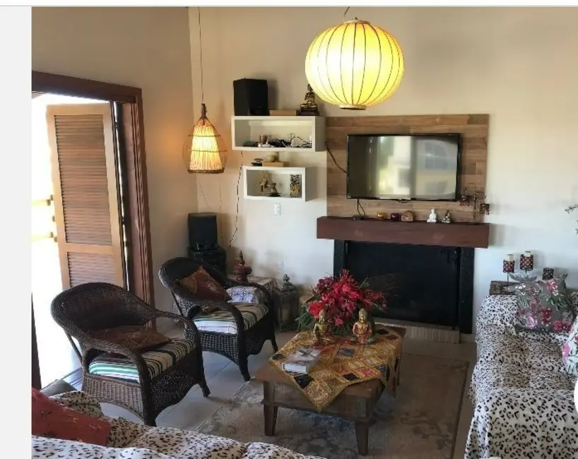 Foto 7 de Casa com 3 quartos à venda, 297m2 em Garopaba - SC