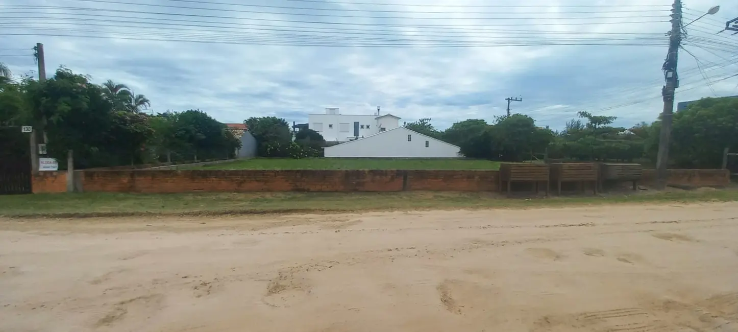 Foto 5 de Terreno / Lote à venda, 720m2 em Garopaba - SC