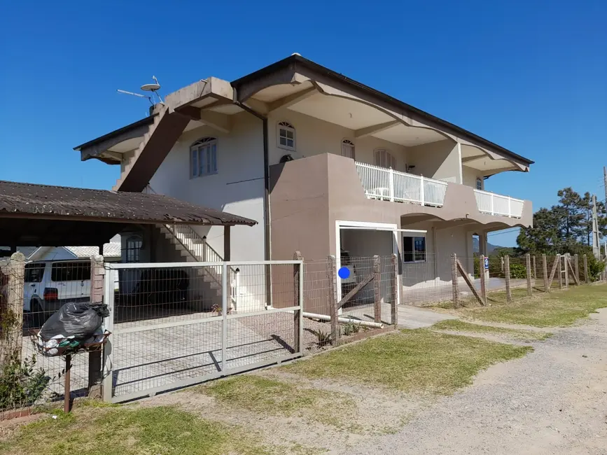 Foto 6 de Casa com 7 quartos à venda, 310m2 em Centro, Garopaba - SC
