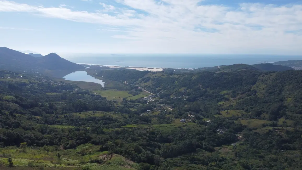 Foto 5 de Terreno / Lote à venda, 20000m2 em Garopaba - SC