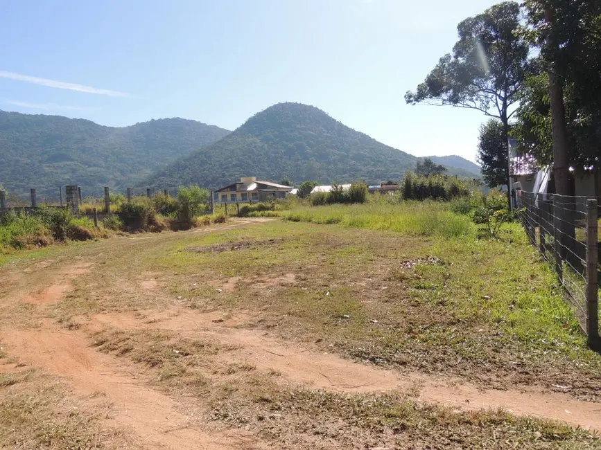 Foto 8 de Terreno / Lote à venda, 422m2 em Garopaba - SC