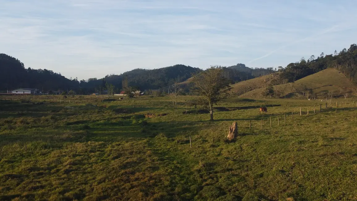 Foto 3 de Terreno / Lote à venda, 250000m2 em Imarui - SC