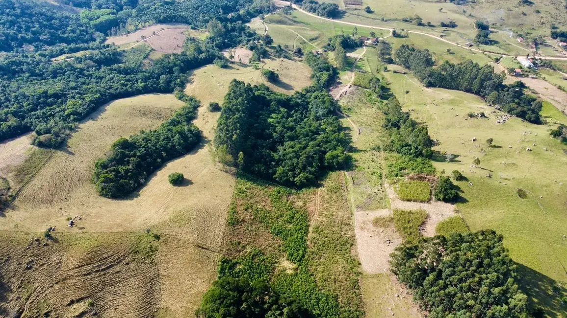 Foto 3 de Sítio / Rancho com 3 quartos à venda, 100m2 em Imarui - SC