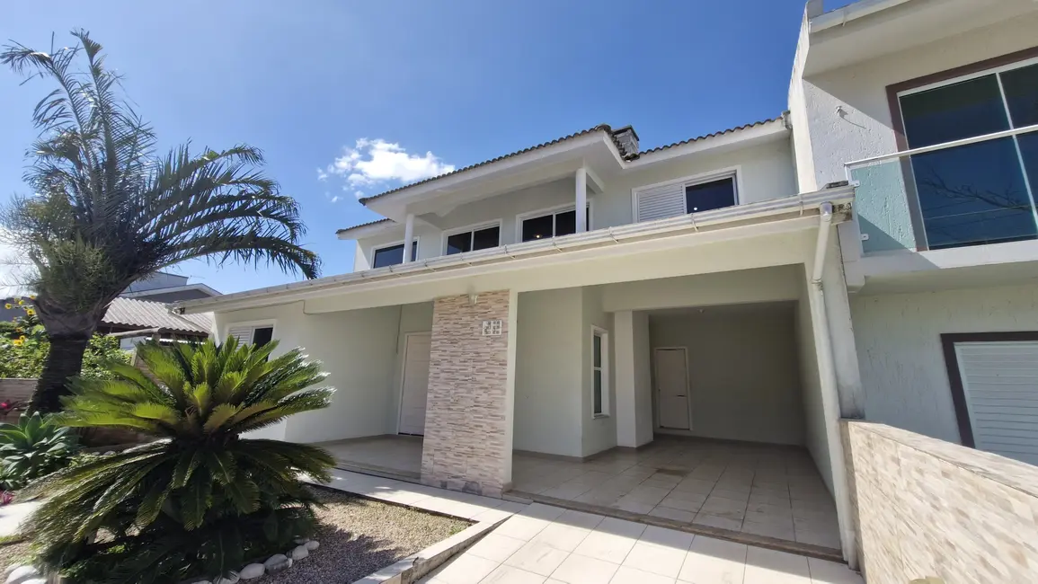 Foto 2 de Casa com 5 quartos à venda, 300m2 em Garopaba - SC