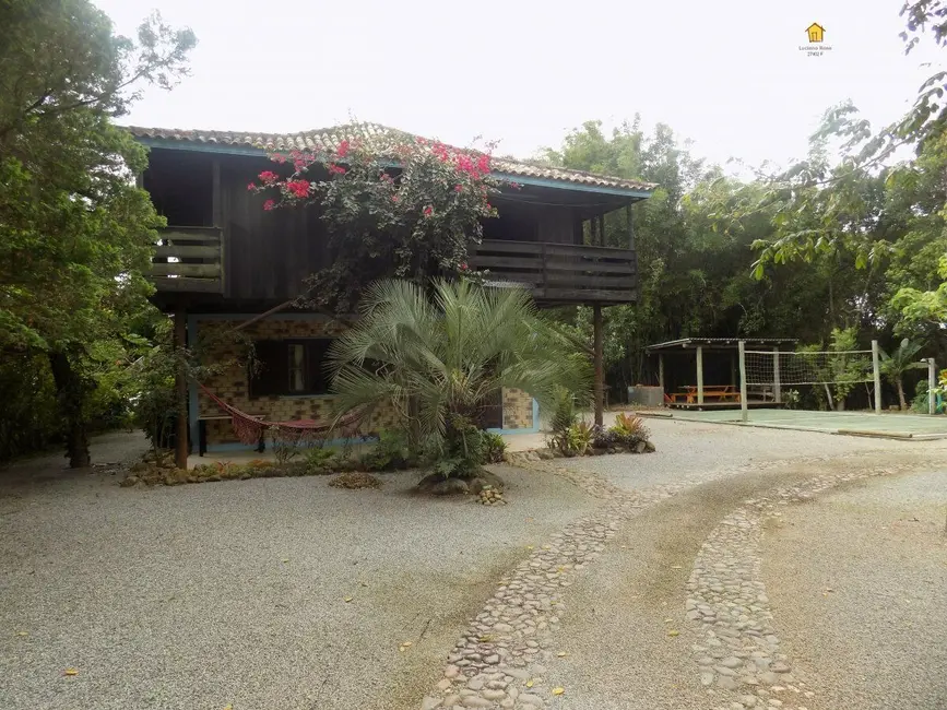 Foto 1 de Casa com 4 quartos à venda, 220m2 em Imbituba - SC