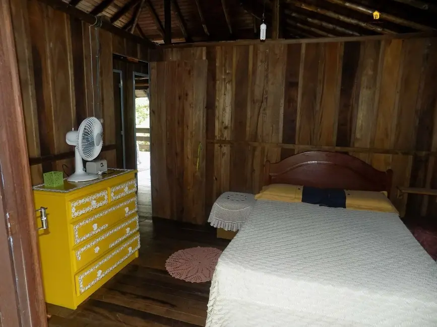 Foto 8 de Casa com 4 quartos à venda, 220m2 em Imbituba - SC
