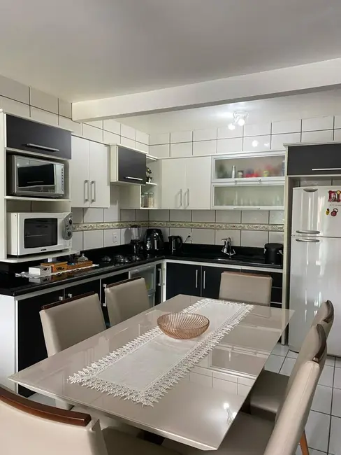 Foto 5 de Casa com 3 quartos à venda, 105m2 em Centro, Garopaba - SC