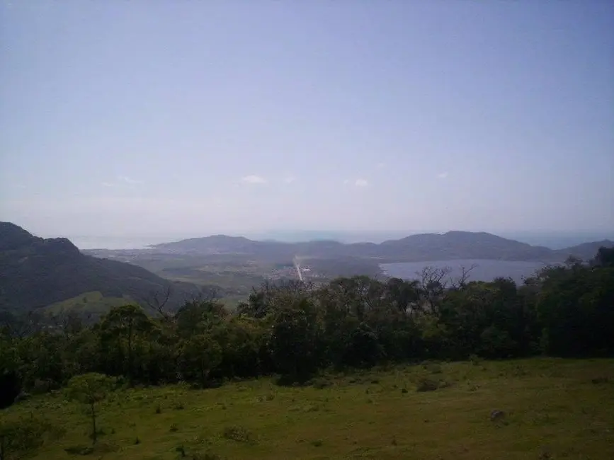 Foto 2 de Terreno / Lote à venda, 172990m2 em Garopaba - SC