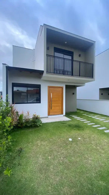 Foto 2 de Casa com 3 quartos à venda, 95m2 em Garopaba - SC