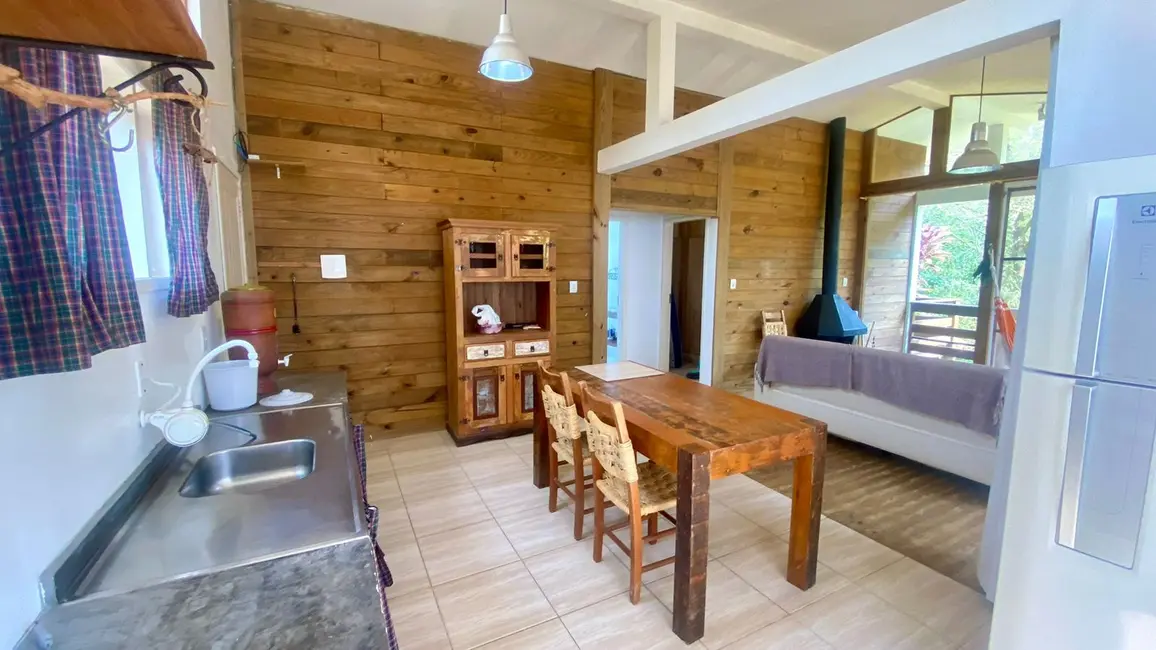 Foto 7 de Casa com 3 quartos à venda, 158m2 em Garopaba - SC