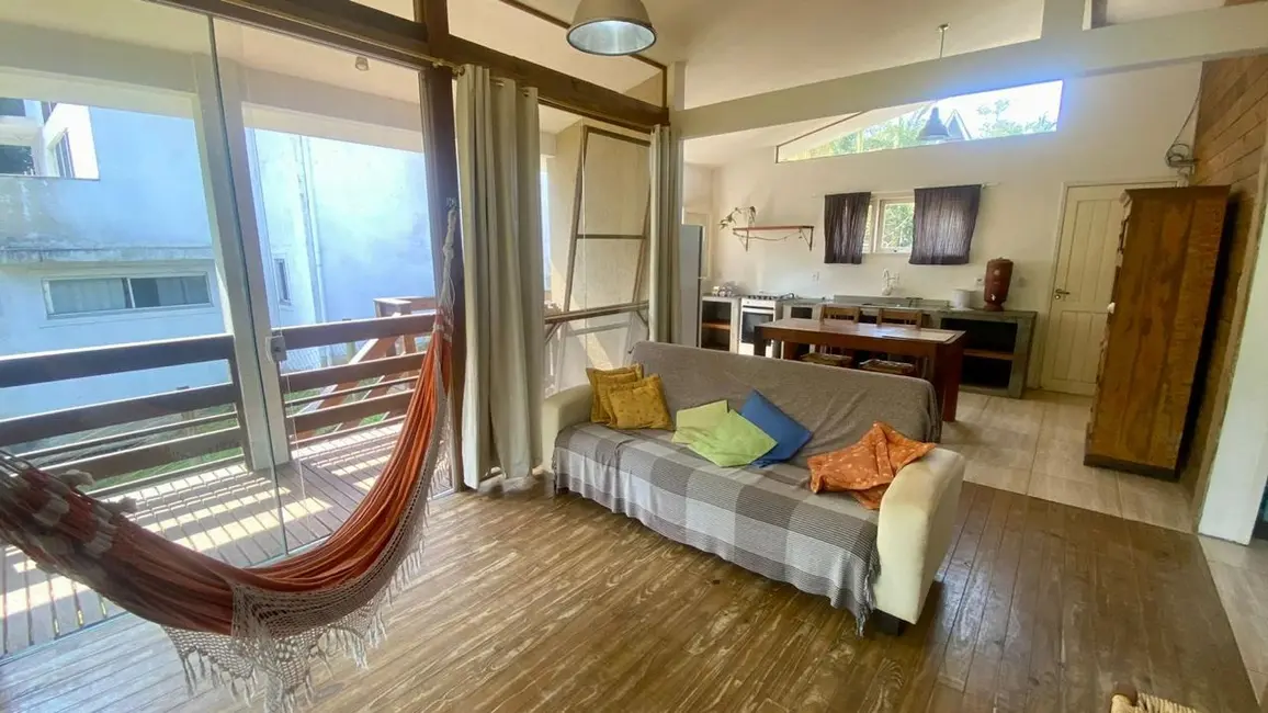 Foto 5 de Casa com 3 quartos à venda, 158m2 em Garopaba - SC