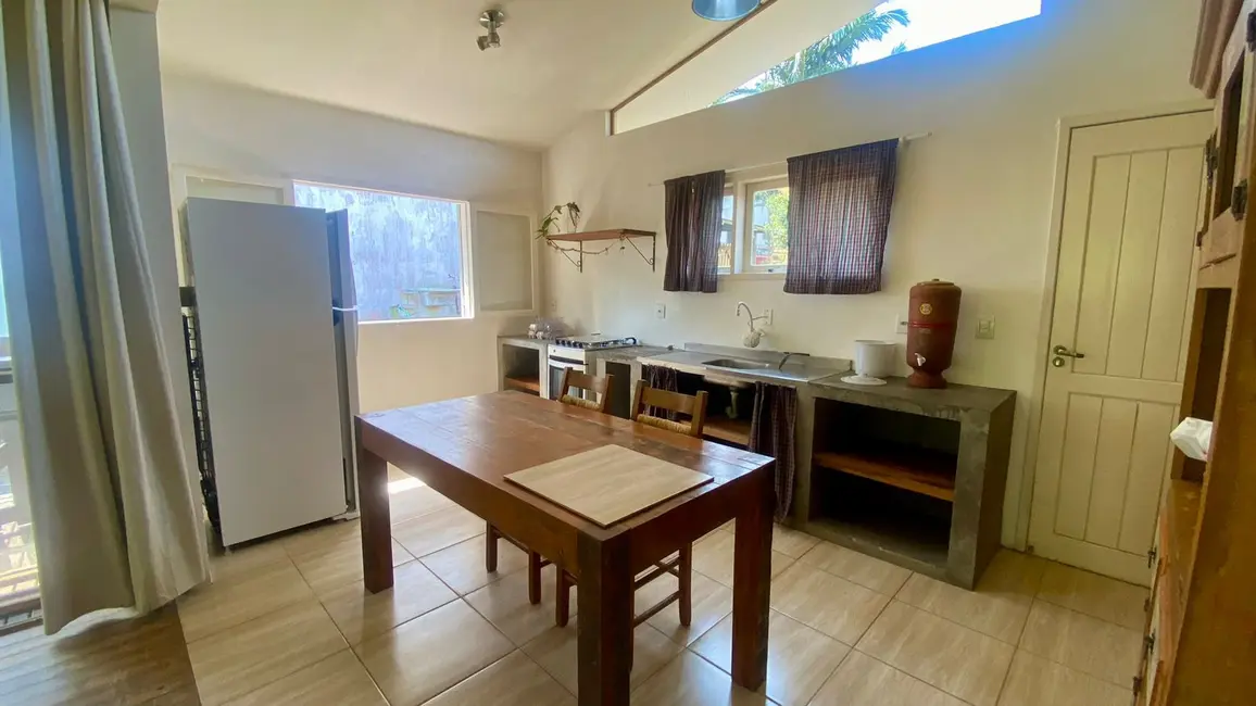 Foto 9 de Casa com 3 quartos à venda, 158m2 em Garopaba - SC