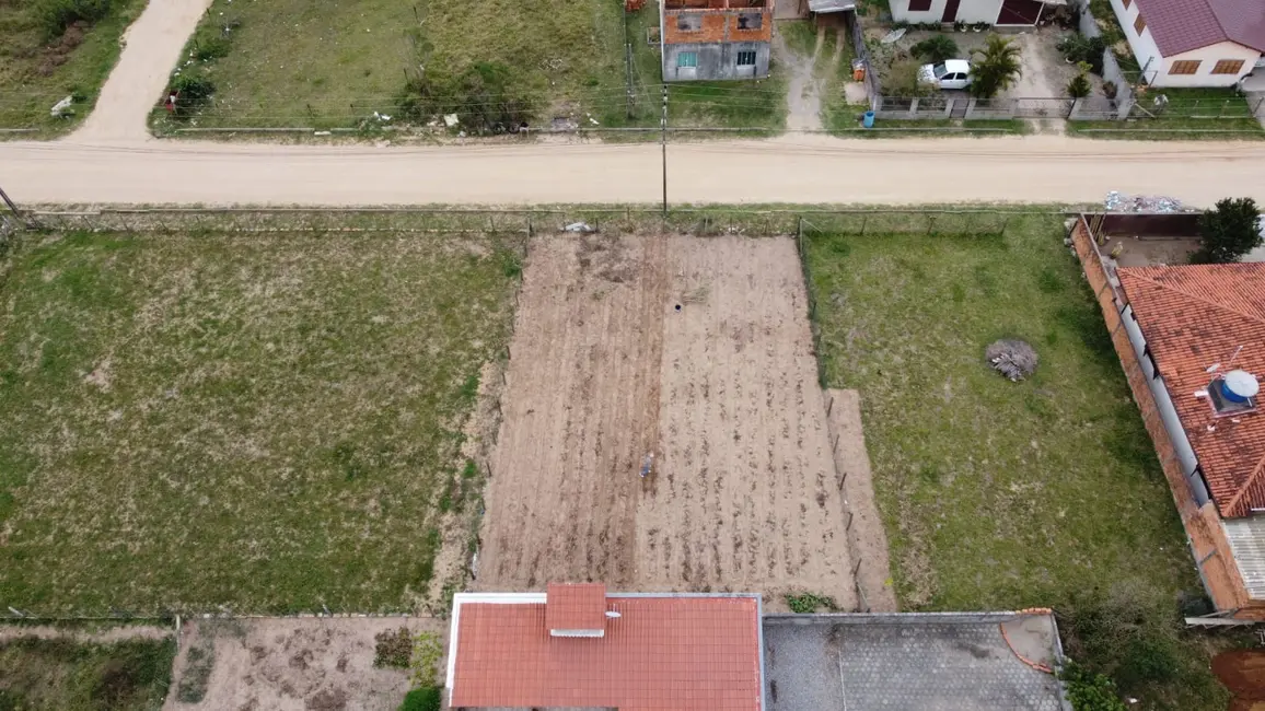 Foto 6 de Terreno / Lote à venda, 408m2 em Garopaba - SC