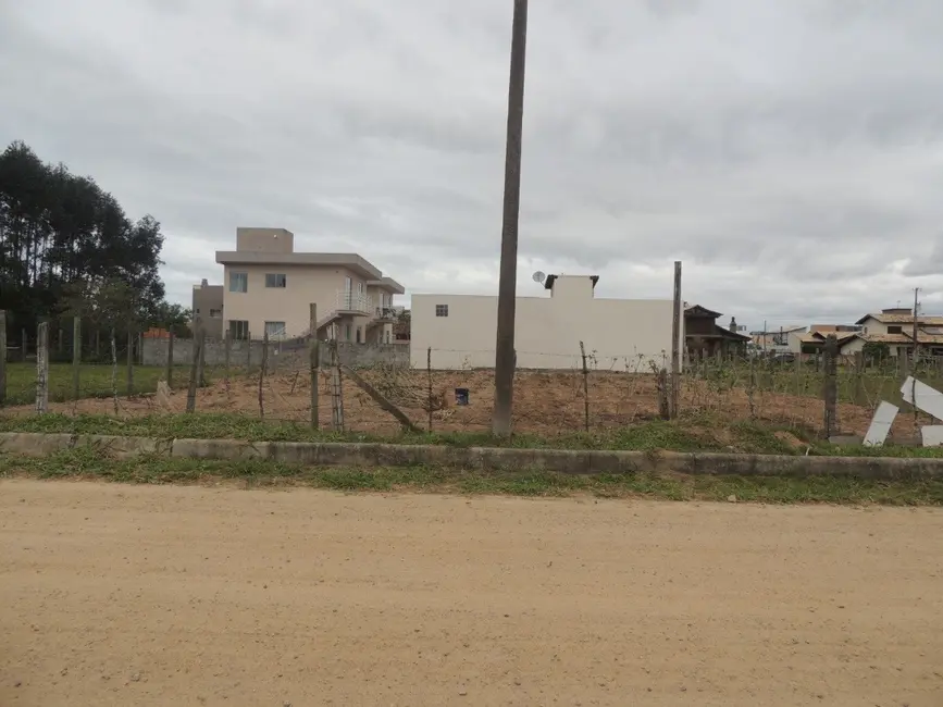 Foto 2 de Terreno / Lote à venda, 408m2 em Garopaba - SC