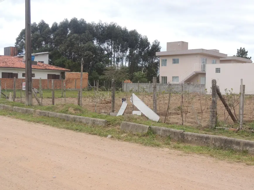 Foto 3 de Terreno / Lote à venda, 408m2 em Garopaba - SC