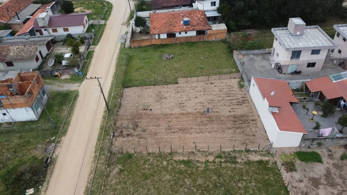 Foto 9 de Terreno / Lote à venda, 408m2 em Garopaba - SC