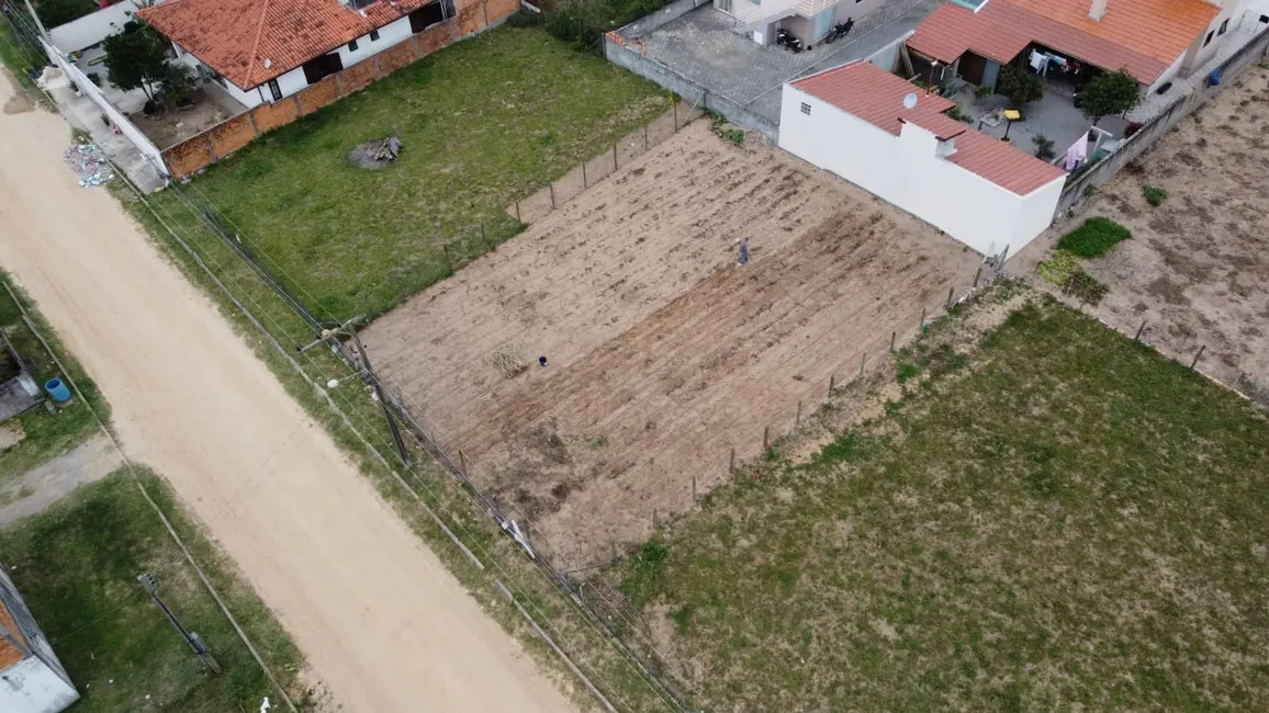 Foto 7 de Terreno / Lote à venda, 408m2 em Garopaba - SC