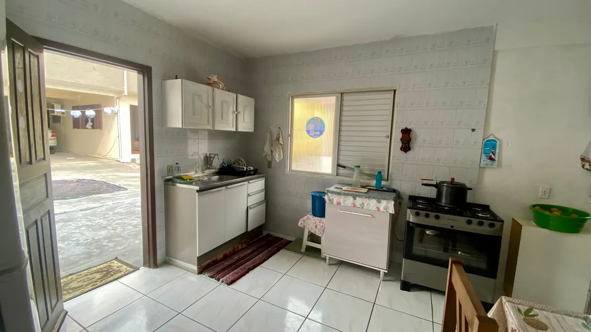 Foto 5 de Casa com 11 quartos à venda, 416m2 em Centro, Garopaba - SC