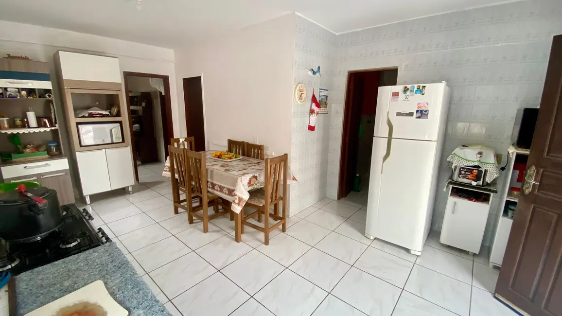 Foto 6 de Casa com 11 quartos à venda, 416m2 em Centro, Garopaba - SC