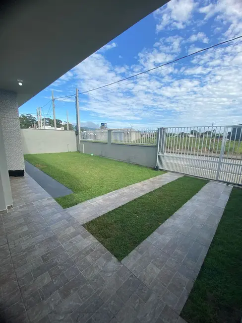 Foto 3 de Casa com 3 quartos à venda, 135m2 em Imbituba - SC