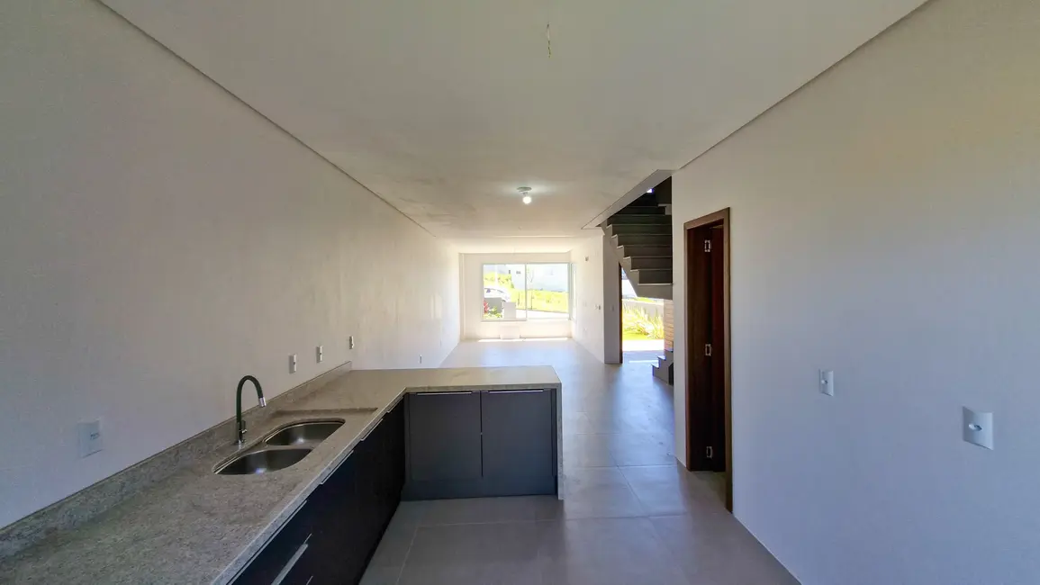 Foto 8 de Casa com 3 quartos à venda, 146m2 em Garopaba - SC