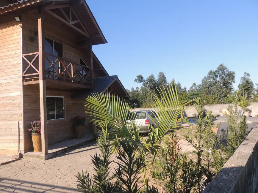 Foto 2 de Casa com 4 quartos à venda, 150m2 em Alto Arroio, Imbituba - SC