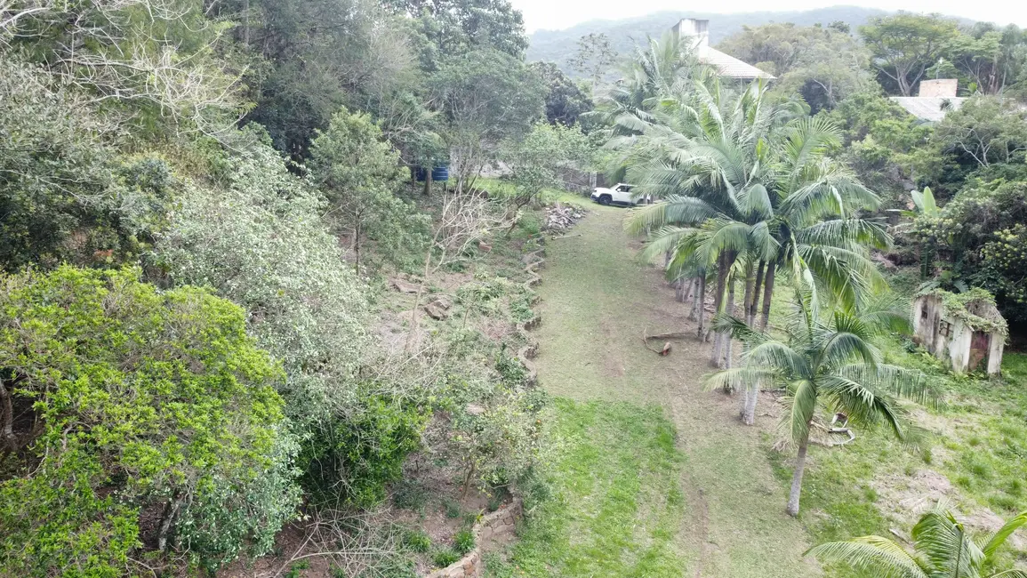 Foto 2 de Terreno / Lote à venda, 1528m2 em Garopaba - SC