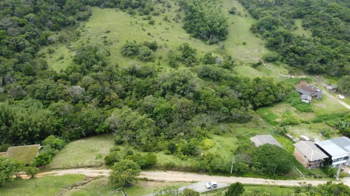 Foto 2 de Terreno / Lote à venda, 2492m2 em Garopaba - SC