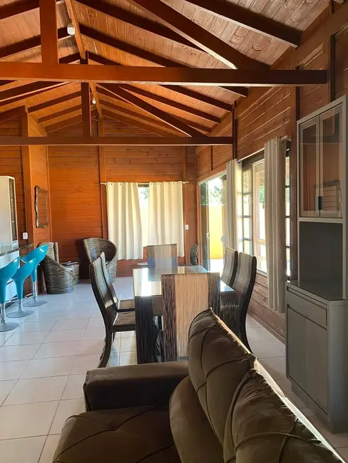 Foto 5 de Casa com 3 quartos à venda, 100m2 em Ibiraquera, Imbituba - SC