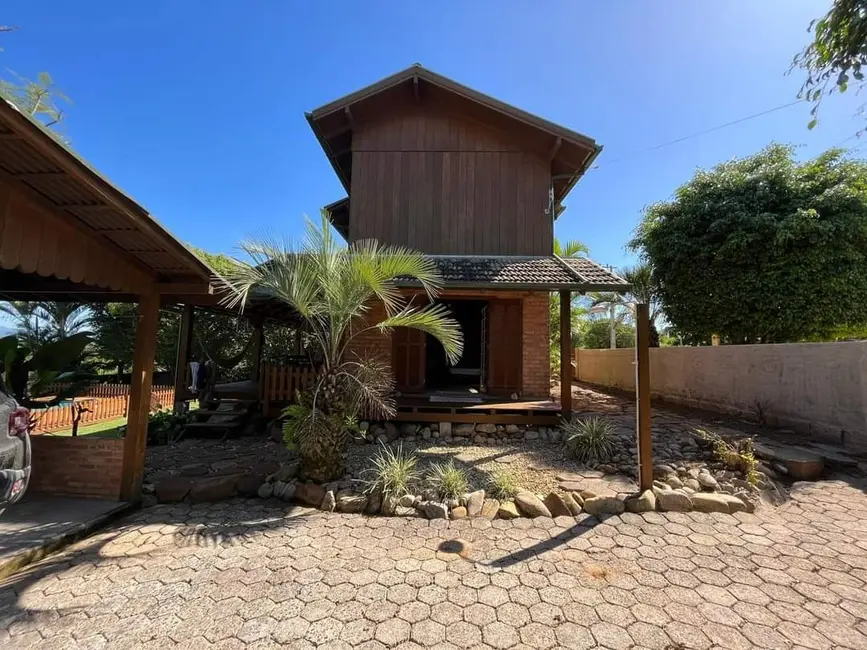 Foto 9 de Casa com 3 quartos à venda, 200m2 em Ibiraquera, Imbituba - SC