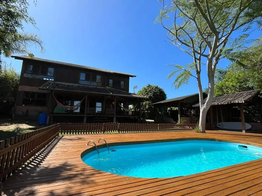 Foto 2 de Casa com 3 quartos à venda, 200m2 em Ibiraquera, Imbituba - SC