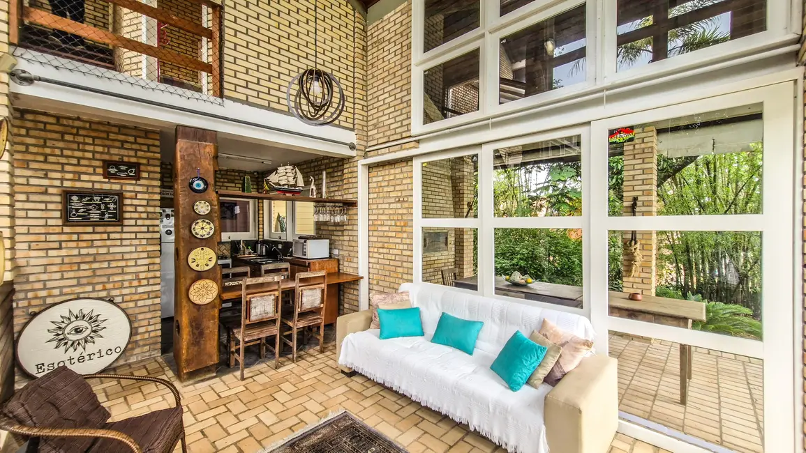 Foto 4 de Casa com 3 quartos à venda, 192m2 em Imbituba - SC