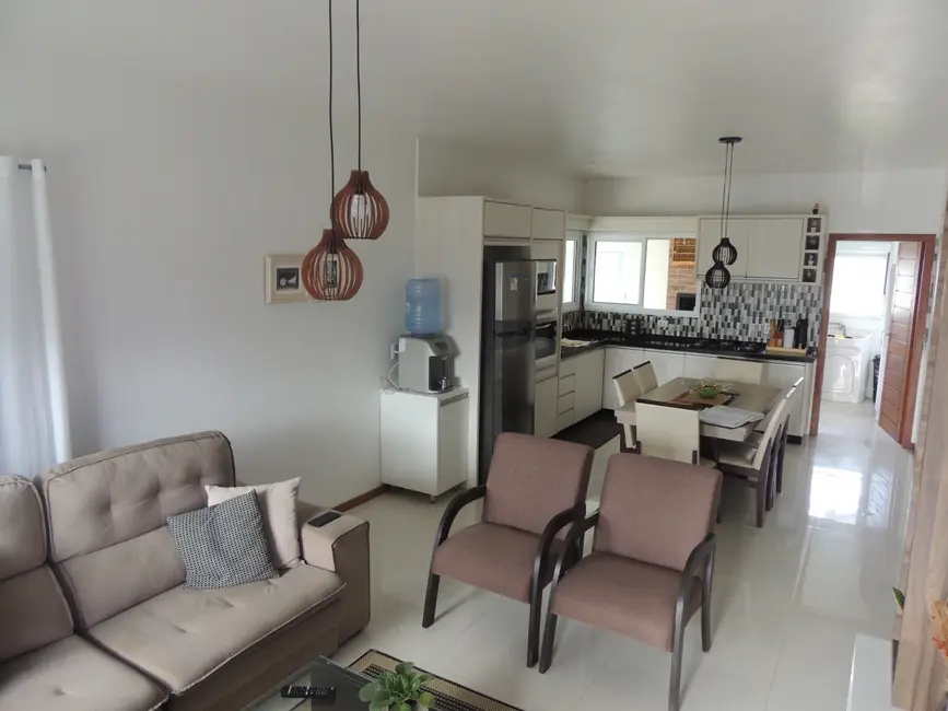 Foto 9 de Casa com 3 quartos à venda, 127m2 em Garopaba - SC