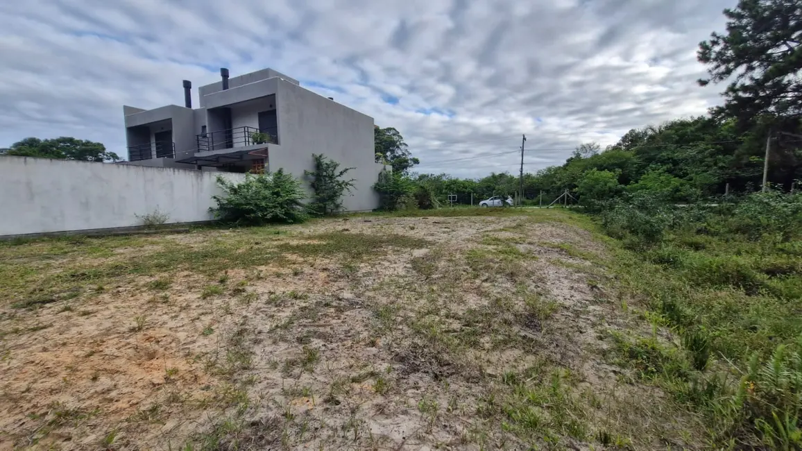 Foto 5 de Terreno / Lote à venda, 360m2 em Garopaba - SC