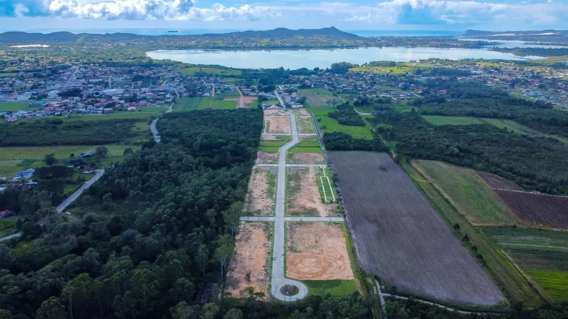 Foto 1 de Terreno / Lote à venda, 360m2 em Campo Duna, Garopaba - SC