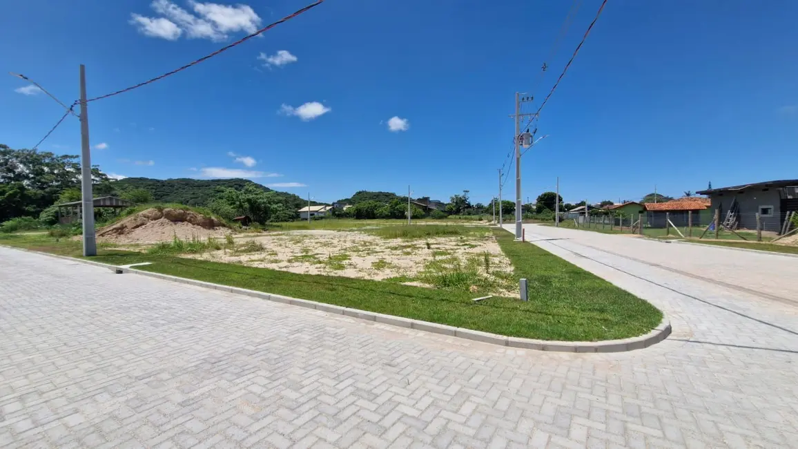 Foto 3 de Terreno / Lote à venda, 360m2 em Campo Duna, Garopaba - SC