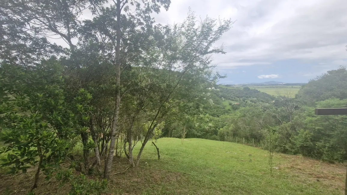 Foto 2 de Terreno / Lote à venda, 1000m2 em Garopaba - SC