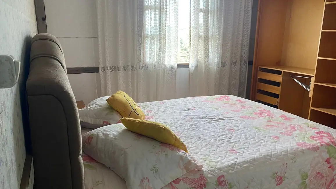 Casa com 3 quartos à venda, 75m2 em Garopaba - SC - imagem 4 Foto 4 de Casa com 3 quartos à venda, 75m2 em Garopaba - SC