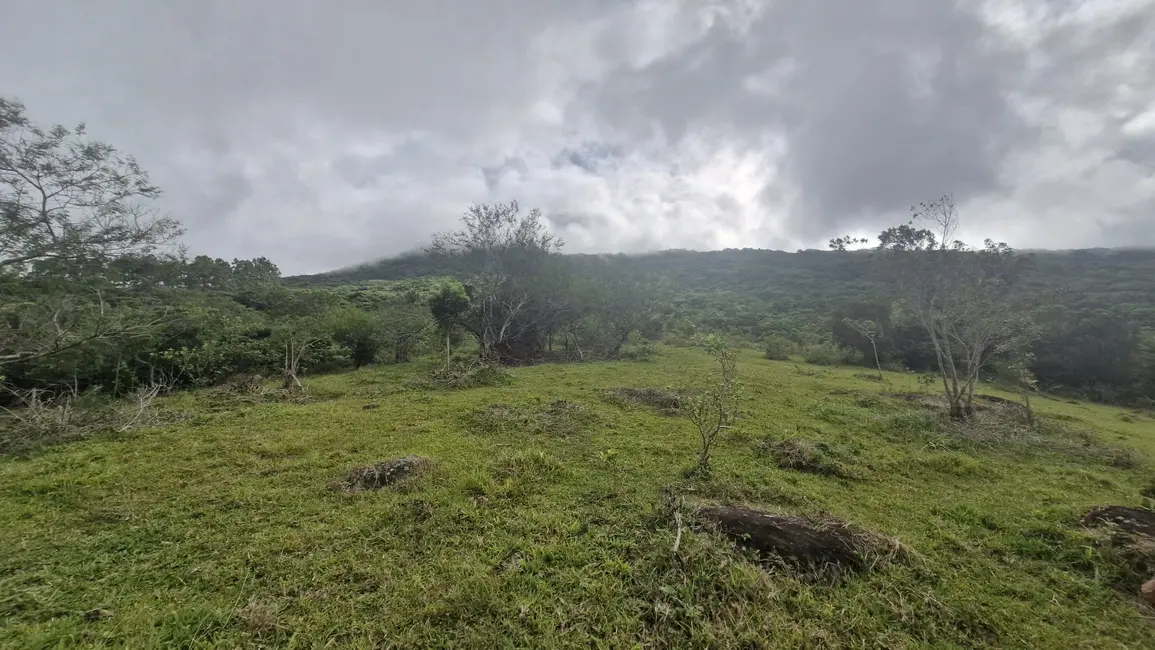 Foto 9 de Terreno / Lote à venda, 93000m2 em Garopaba - SC