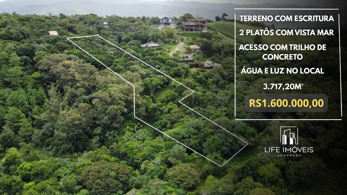 Foto 1 de Terreno / Lote à venda, 3717m2 em Garopaba - SC