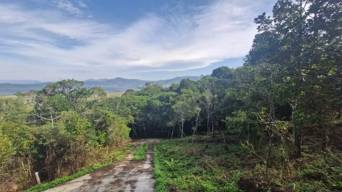 Foto 1 de Terreno / Lote à venda, 1224m2 em Garopaba - SC
