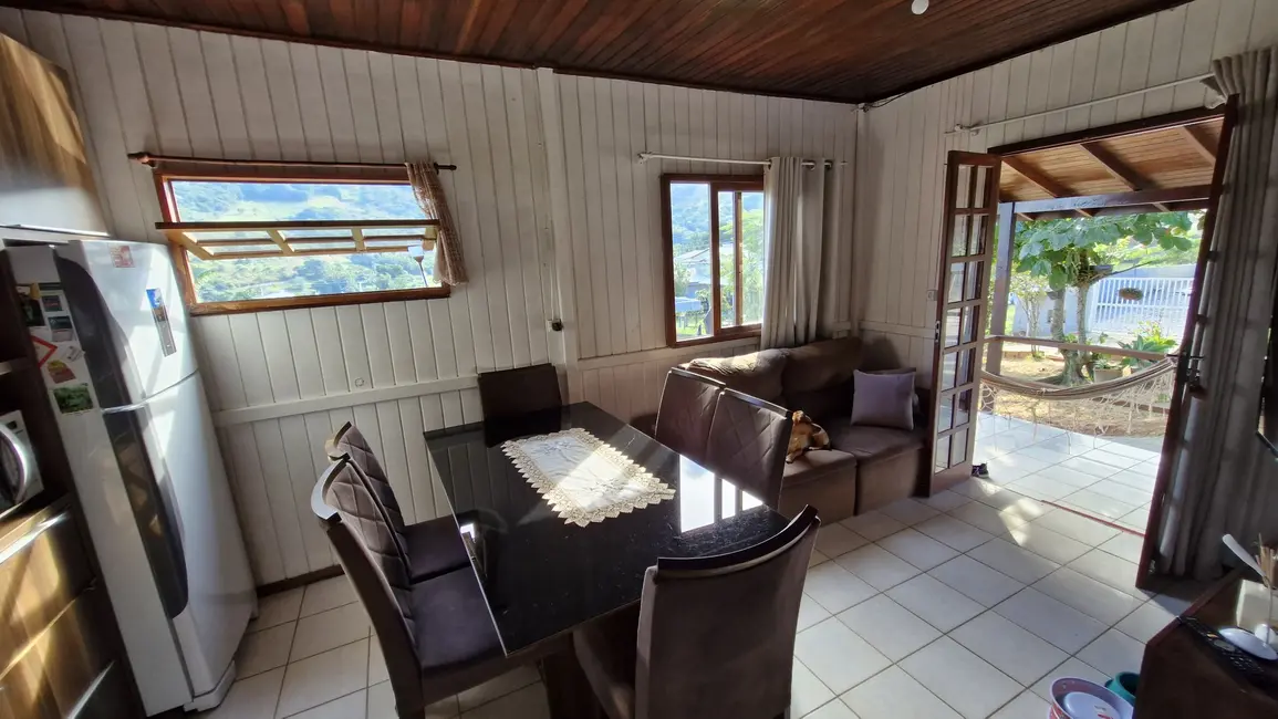 Foto 8 de Casa com 2 quartos à venda, 70m2 em Garopaba - SC
