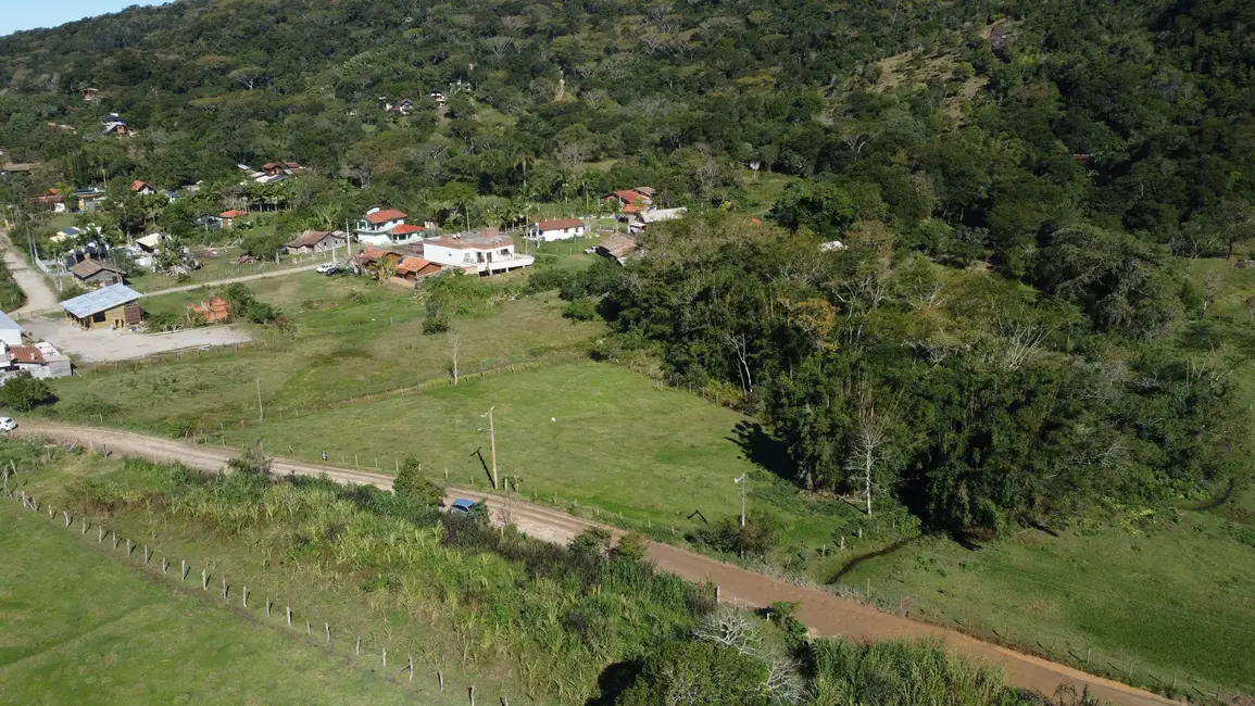 Foto 9 de Terreno / Lote à venda, 2276m2 em Garopaba - SC