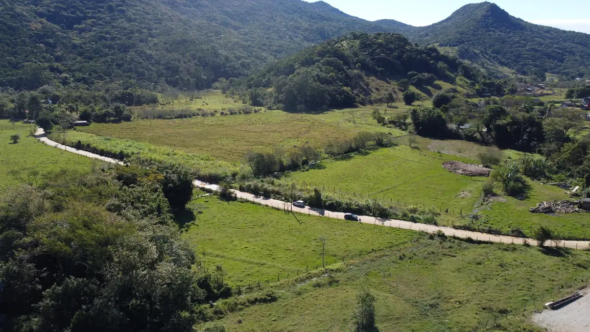 Foto 7 de Terreno / Lote à venda, 2276m2 em Garopaba - SC