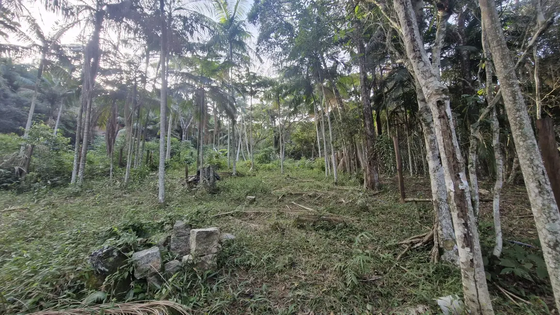 Foto 3 de Terreno / Lote à venda, 630m2 em Garopaba - SC