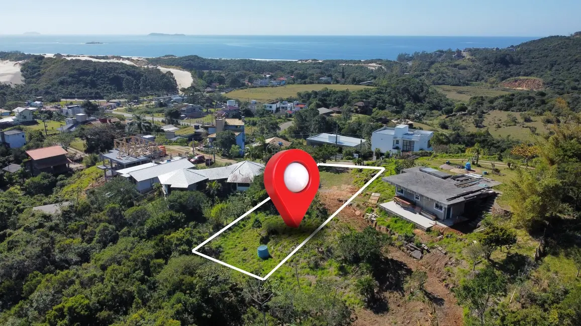 Foto 1 de Terreno / Lote à venda, 800m2 em Garopaba - SC